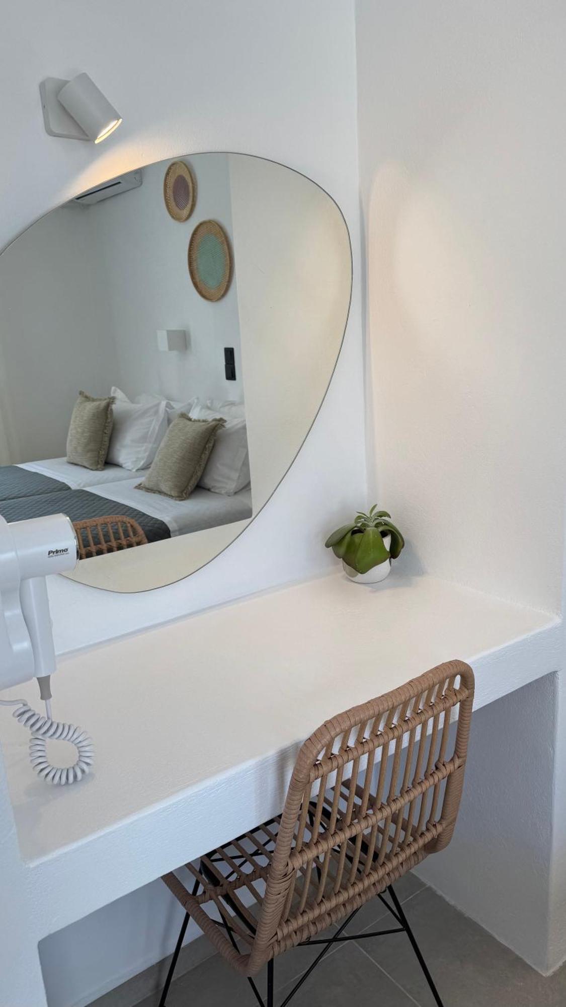 Aparthotel Paros Five Senses Extérieur photo